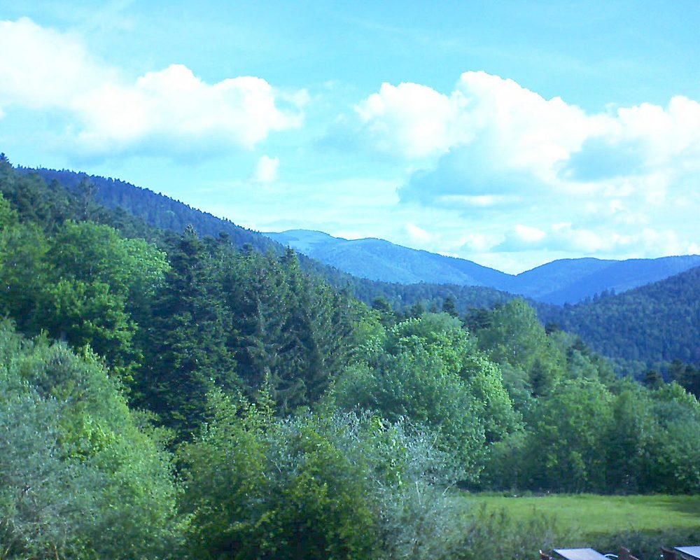 Le petit ballon vu depuis le Domaine Langmatt à Murbach le 26.05.2019 à 09:15 Le petit ballon (Alsace, Vosges) le 26.05.2019 à 09:15