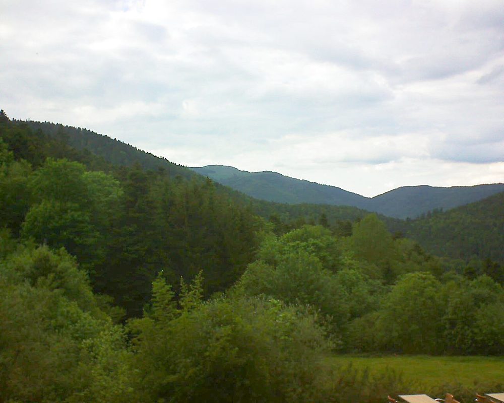 Le petit ballon vu depuis le Domaine Langmatt à Murbach le 26.05.2019 à 18:45 Le petit ballon (Alsace, Vosges) le 26.05.2019 à 18:45