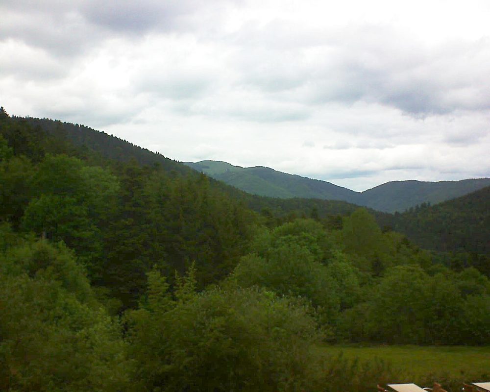 Le petit ballon vu depuis le Domaine Langmatt à Murbach le 27.05.2019 à 15:00 Le petit ballon (Alsace, Vosges) le 27.05.2019 à 15:00