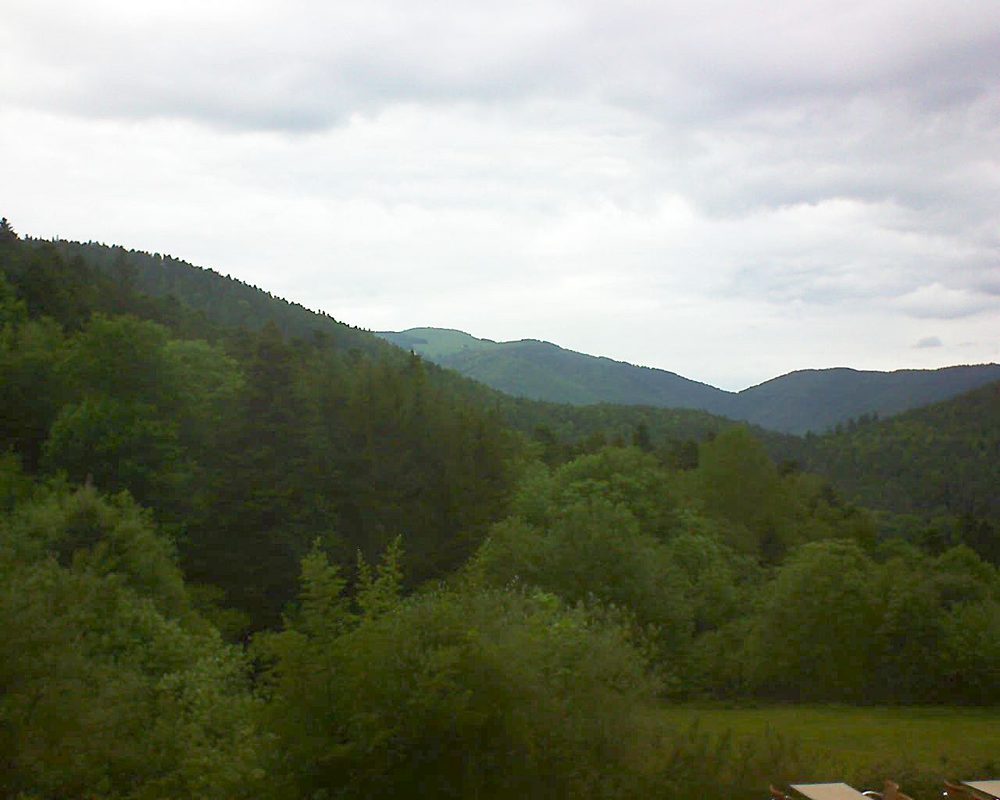 Le petit ballon vu depuis le Domaine Langmatt à Murbach le 27.05.2019 à 16:00 Le petit ballon (Alsace, Vosges) le 27.05.2019 à 16:00