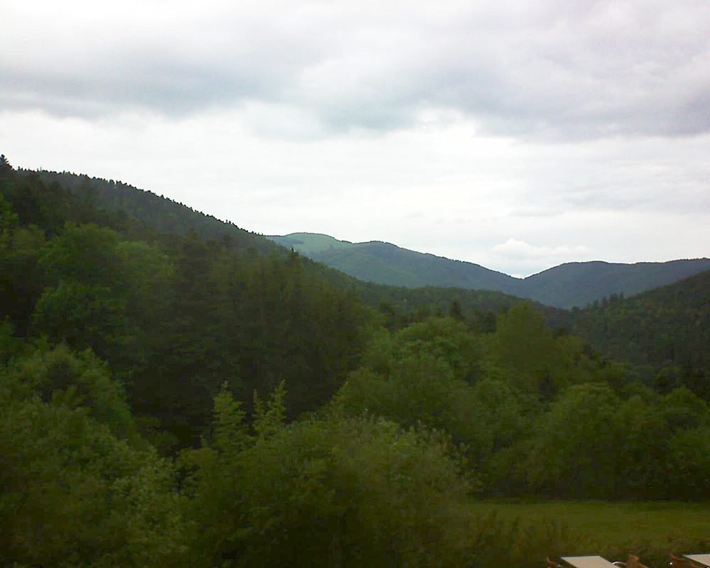 Le petit ballon vu depuis le Domaine Langmatt à Murbach le 27.05.2019 à 16:15 Le petit ballon (Alsace, Vosges) le 27.05.2019 à 16:15