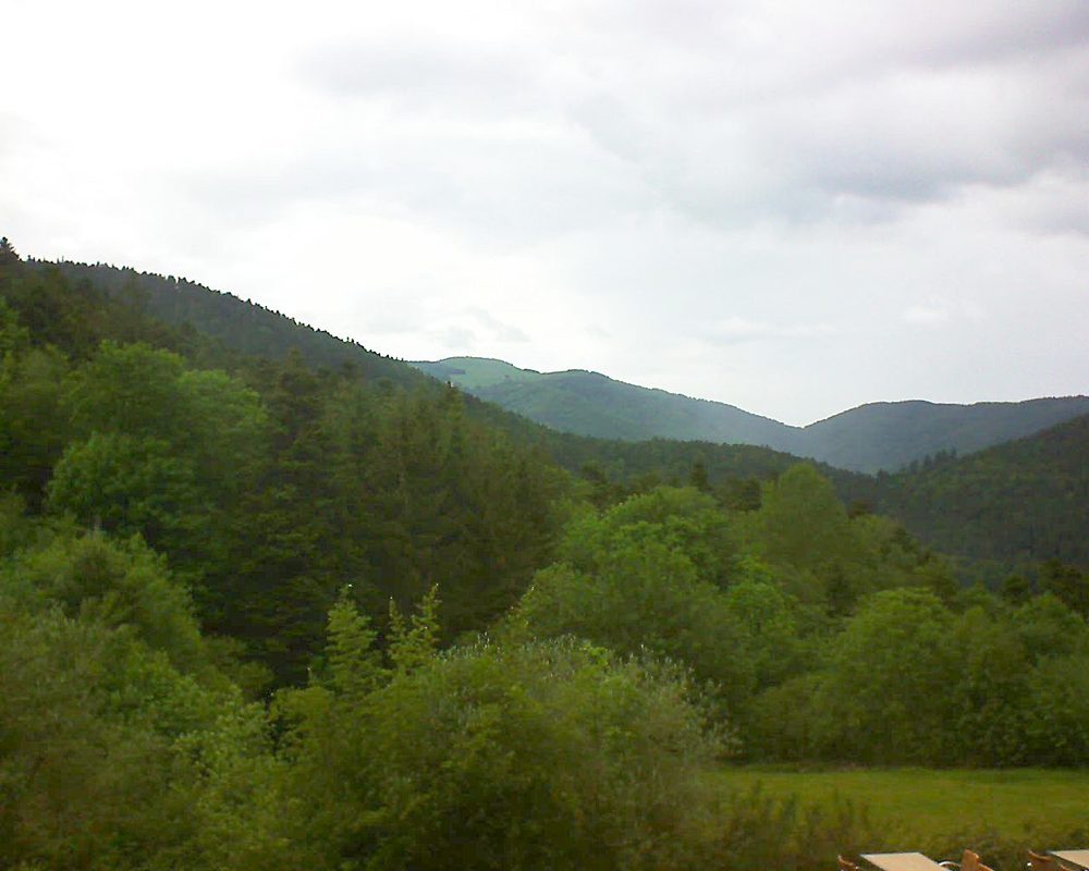 Le petit ballon vu depuis le Domaine Langmatt à Murbach le 27.05.2019 à 19:00 Le petit ballon (Alsace, Vosges) le 27.05.2019 à 19:00