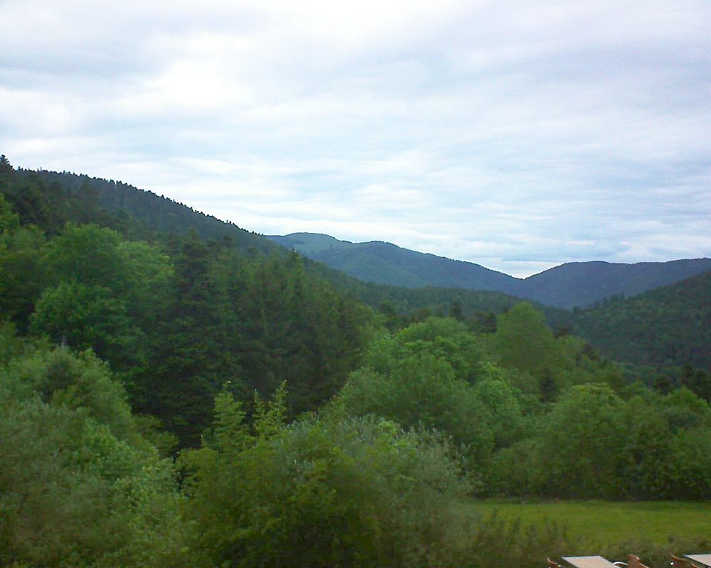 Le petit ballon vu depuis le Domaine Langmatt à Murbach le 27.05.2019 à 20:45 Le petit ballon (Alsace, Vosges) le 27.05.2019 à 20:45