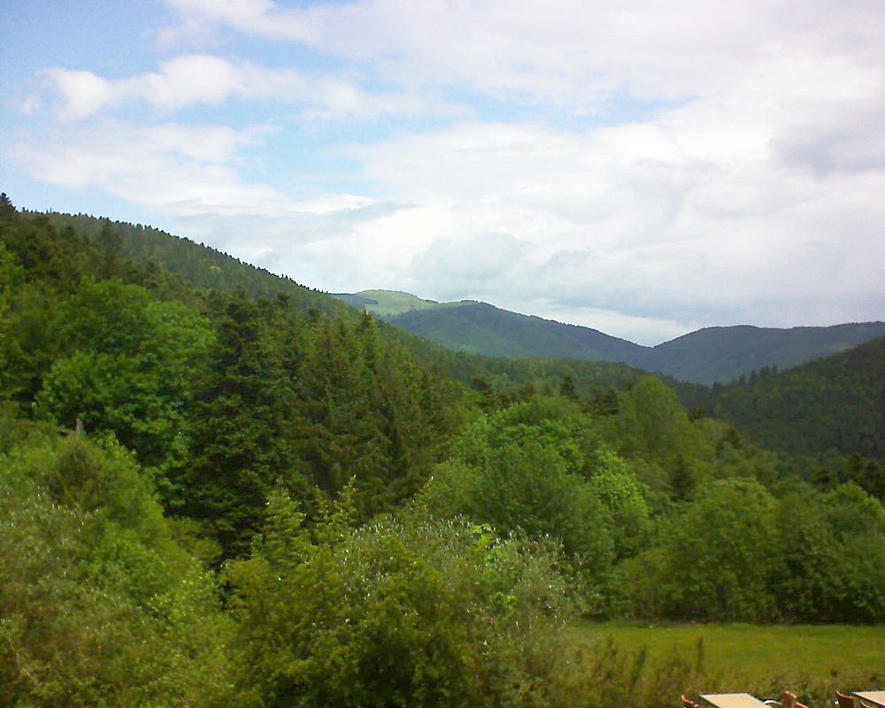 Le petit ballon vu depuis le Domaine Langmatt à Murbach le 28.05.2019 à 13:00 Le petit ballon (Alsace, Vosges) le 28.05.2019 à 13:00