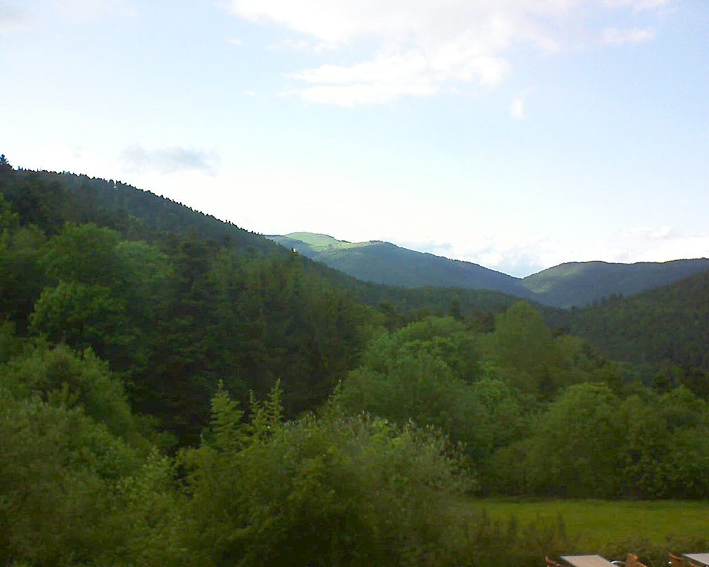 Le petit ballon vu depuis le Domaine Langmatt à Murbach le 28.05.2019 à 19:15 Le petit ballon (Alsace, Vosges) le 28.05.2019 à 19:15