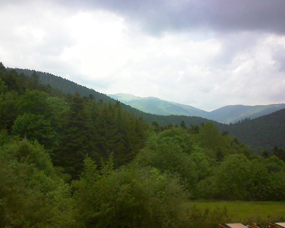 Le petit ballon vu depuis le Domaine Langmatt à Murbach le 29.05.2019 à 11:45 Le petit ballon (Alsace, Vosges) le 29.05.2019 à 11:45