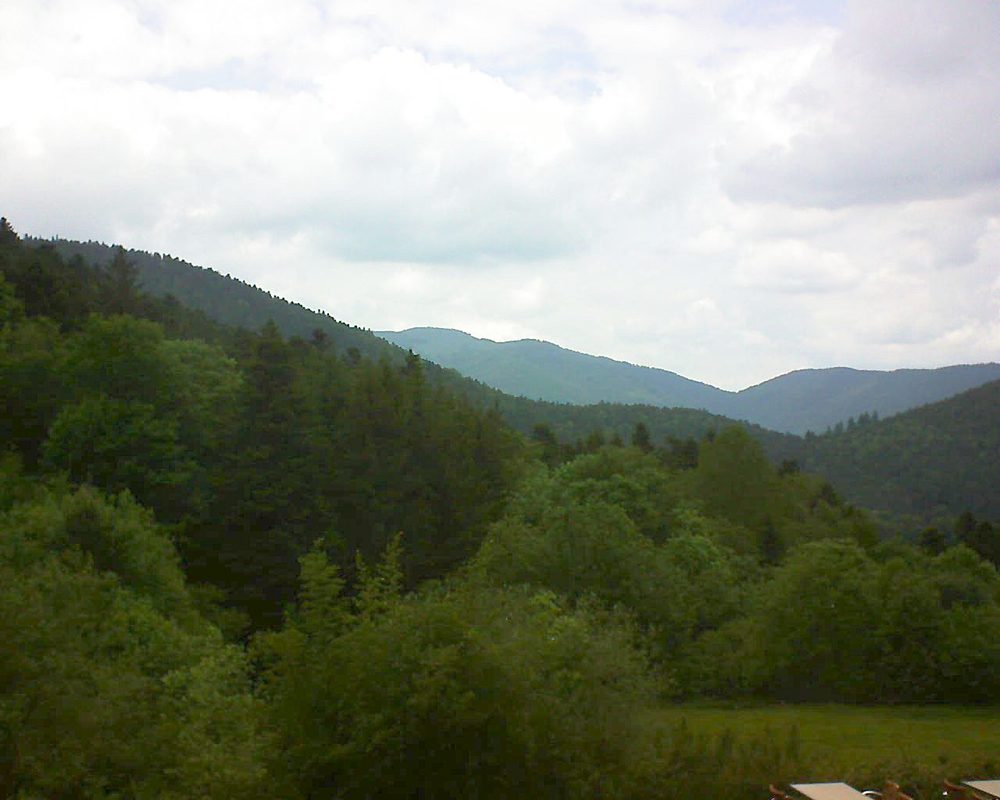 Le petit ballon vu depuis le Domaine Langmatt à Murbach le 29.05.2019 à 15:30 Le petit ballon (Alsace, Vosges) le 29.05.2019 à 15:30
