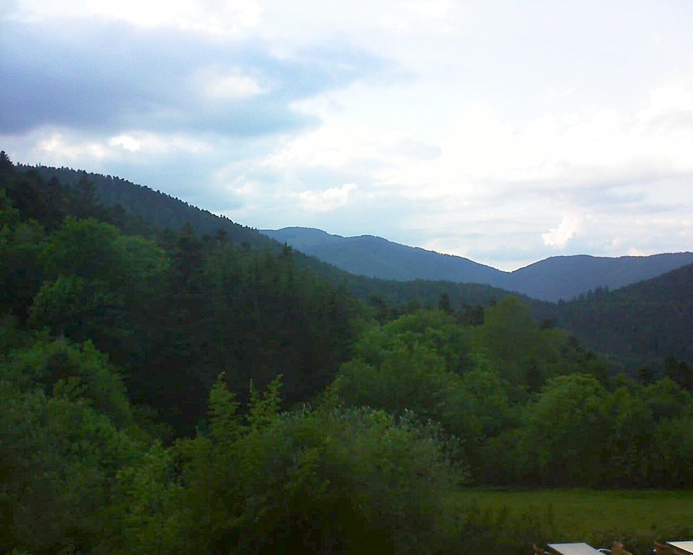 Le petit ballon vu depuis le Domaine Langmatt à Murbach le 29.05.2019 à 19:45 Le petit ballon (Alsace, Vosges) le 29.05.2019 à 19:45