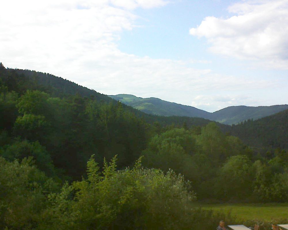 Le petit ballon vu depuis le Domaine Langmatt à Murbach le 31.05.2019 à 18:30 Le petit ballon (Alsace, Vosges) le 31.05.2019 à 18:30