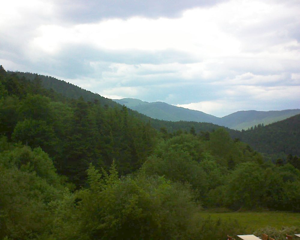 Le petit ballon vu depuis le Domaine Langmatt à Murbach le 03.06.2019 à 13:00 Le petit ballon (Alsace, Vosges) le 03.06.2019 à 13:00