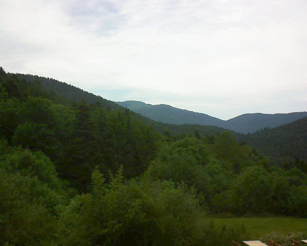 Le petit ballon vu depuis le Domaine Langmatt à Murbach le 03.06.2019 à 18:30 Le petit ballon (Alsace, Vosges) le 03.06.2019 à 18:30