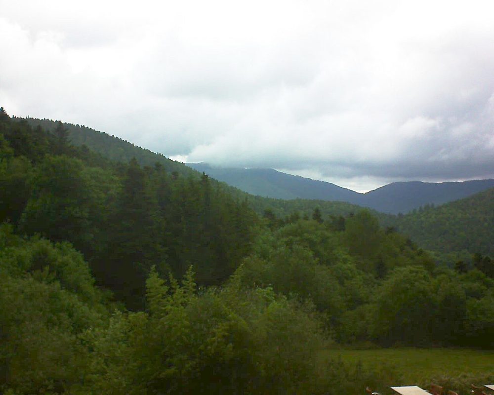 Le petit ballon vu depuis le Domaine Langmatt à Murbach le 06.06.2019 à 12:00 Le petit ballon (Alsace, Vosges) le 06.06.2019 à 12:00