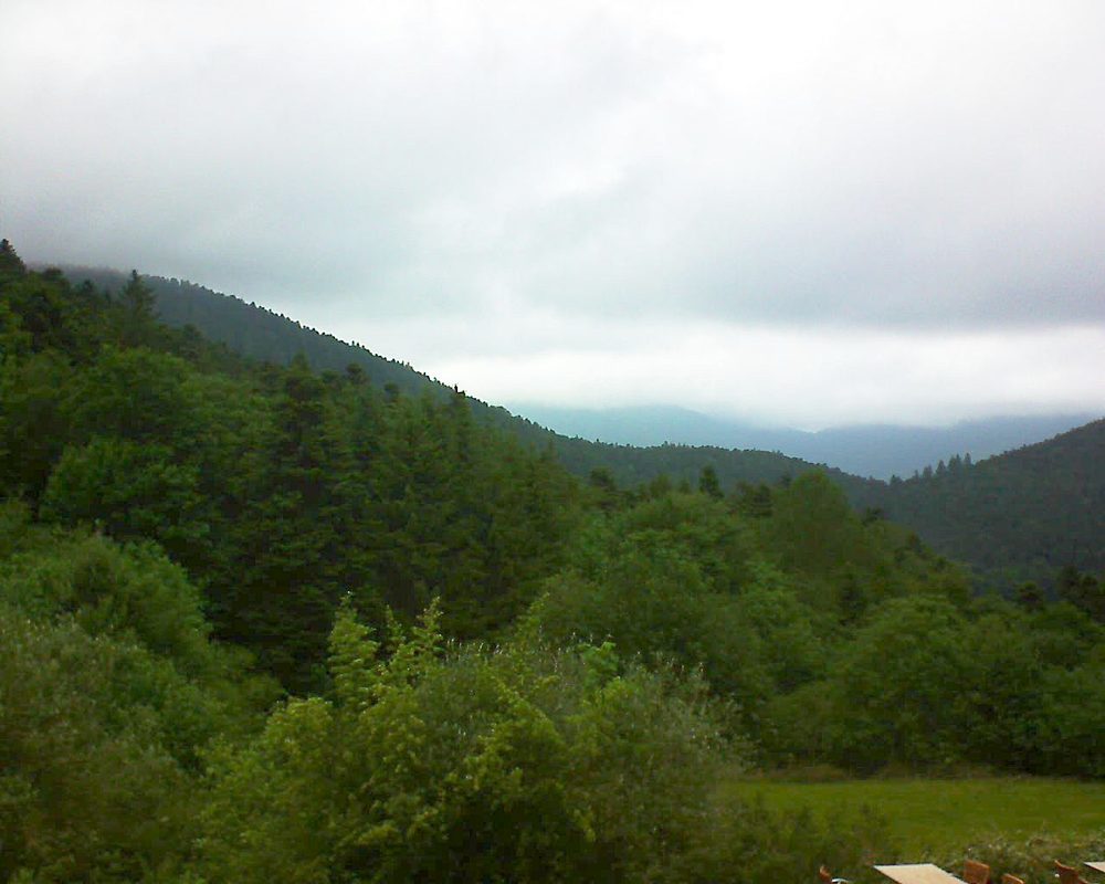 Le petit ballon vu depuis le Domaine Langmatt à Murbach le 06.06.2019 à 14:00 Le petit ballon (Alsace, Vosges) le 06.06.2019 à 14:00