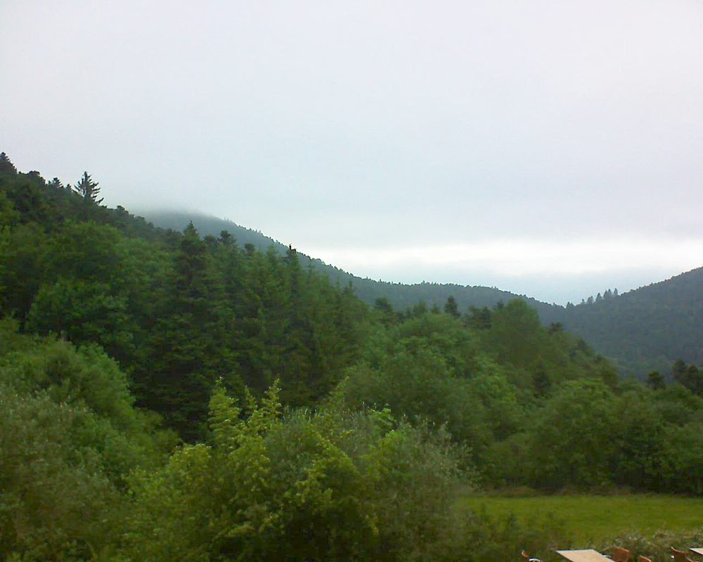 Le petit ballon vu depuis le Domaine Langmatt à Murbach le 06.06.2019 à 18:15 Le petit ballon (Alsace, Vosges) le 06.06.2019 à 18:15