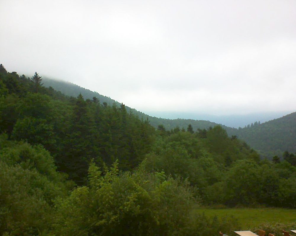 Le petit ballon vu depuis le Domaine Langmatt à Murbach le 06.06.2019 à 18:30 Le petit ballon (Alsace, Vosges) le 06.06.2019 à 18:30