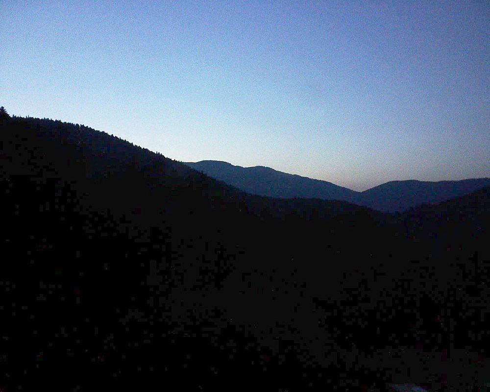 Le petit ballon vu depuis le Domaine Langmatt à Murbach le 06.06.2019 à 22:00 Le petit ballon (Alsace, Vosges) le 06.06.2019 à 22:00