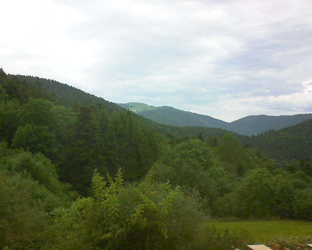 Le petit ballon vu depuis le Domaine Langmatt à Murbach le 07.06.2019 à 16:00 Le petit ballon (Alsace, Vosges) le 07.06.2019 à 16:00