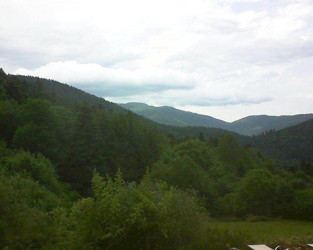 Le petit ballon vu depuis le Domaine Langmatt à Murbach le 07.06.2019 à 17:45 Le petit ballon (Alsace, Vosges) le 07.06.2019 à 17:45