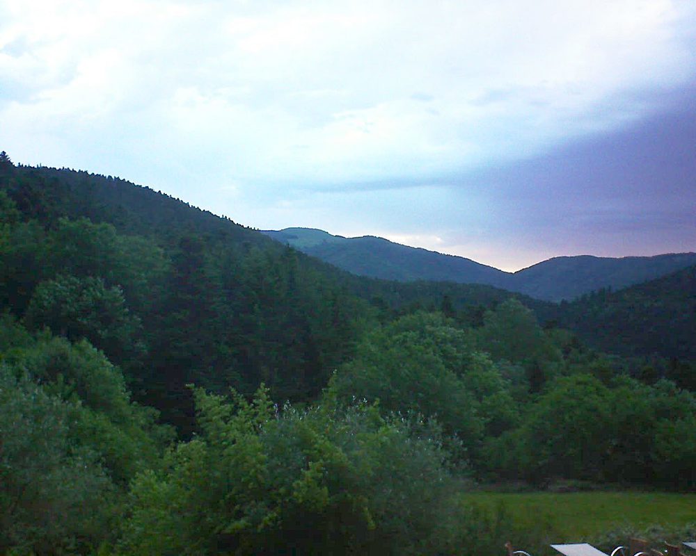 Le petit ballon vu depuis le Domaine Langmatt à Murbach le 07.06.2019 à 21:15 Le petit ballon (Alsace, Vosges) le 07.06.2019 à 21:15