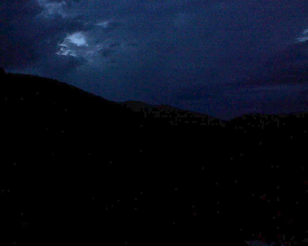 Le petit ballon vu depuis le Domaine Langmatt à Murbach le 07.06.2019 à 22:00 Le petit ballon (Alsace, Vosges) le 07.06.2019 à 22:00
