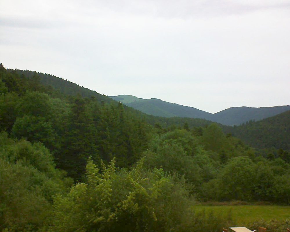 Le petit ballon vu depuis le Domaine Langmatt à Murbach le 09.06.2019 à 12:45 Le petit ballon (Alsace, Vosges) le 09.06.2019 à 12:45