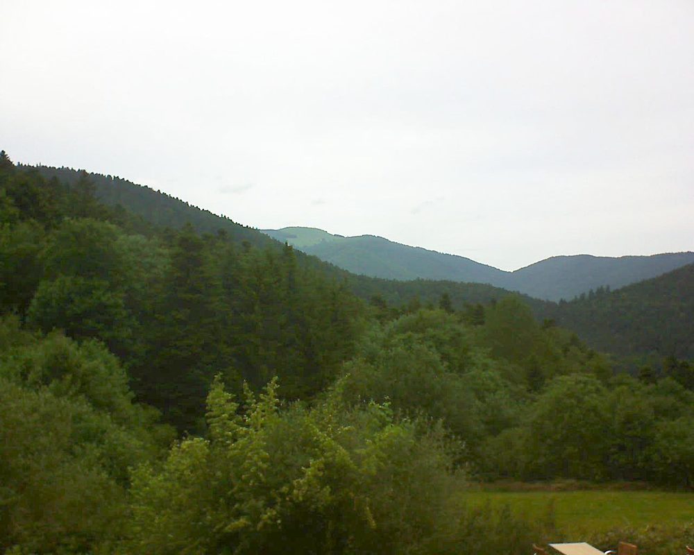 Le petit ballon vu depuis le Domaine Langmatt à Murbach le 09.06.2019 à 17:00 Le petit ballon (Alsace, Vosges) le 09.06.2019 à 17:00