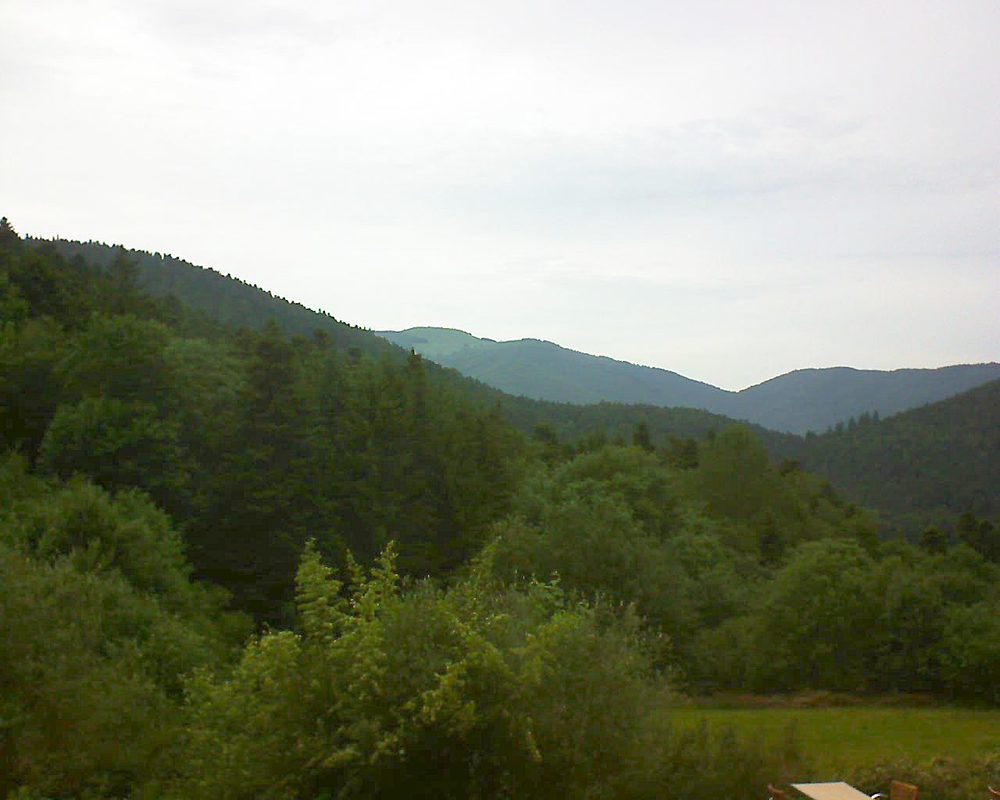 Le petit ballon vu depuis le Domaine Langmatt à Murbach le 09.06.2019 à 17:45 Le petit ballon (Alsace, Vosges) le 09.06.2019 à 17:45
