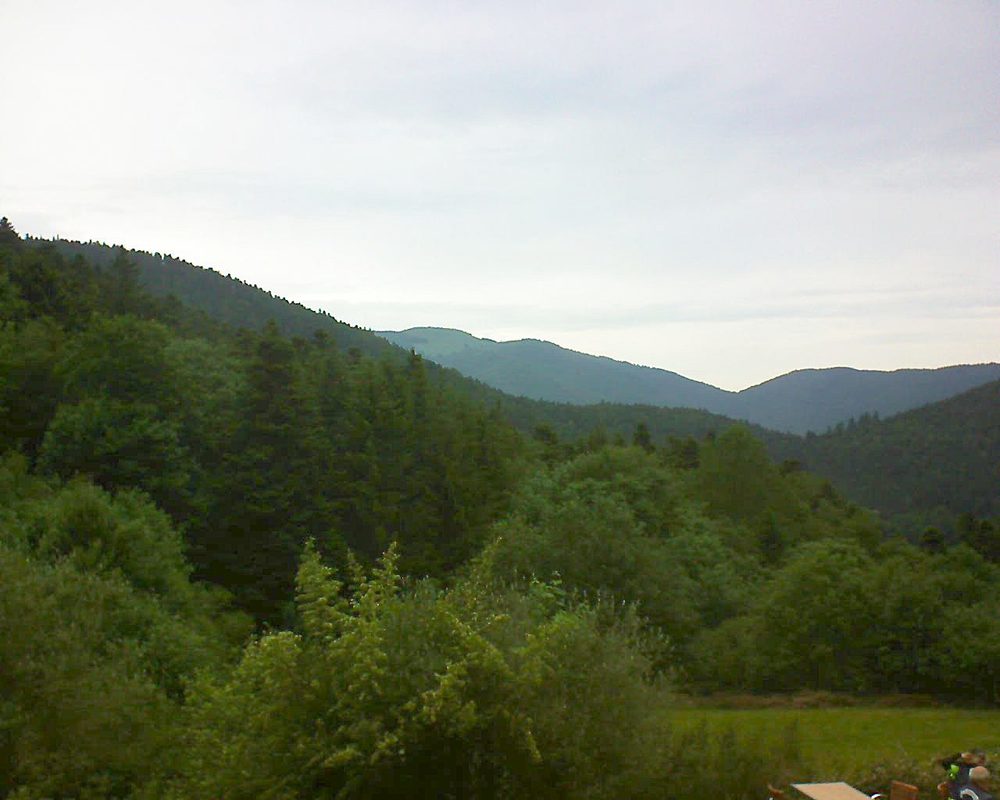 Le petit ballon vu depuis le Domaine Langmatt à Murbach le 09.06.2019 à 19:00 Le petit ballon (Alsace, Vosges) le 09.06.2019 à 19:00