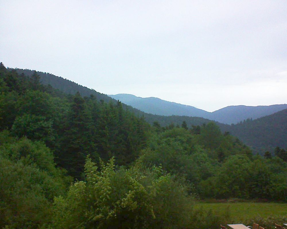 Le petit ballon vu depuis le Domaine Langmatt à Murbach le 09.06.2019 à 20:45 Le petit ballon (Alsace, Vosges) le 09.06.2019 à 20:45