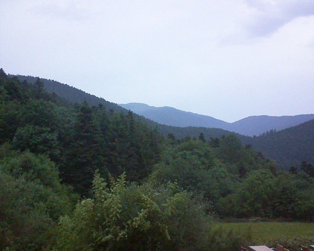 Le petit ballon vu depuis le Domaine Langmatt à Murbach le 09.06.2019 à 21:00 Le petit ballon (Alsace, Vosges) le 09.06.2019 à 21:00