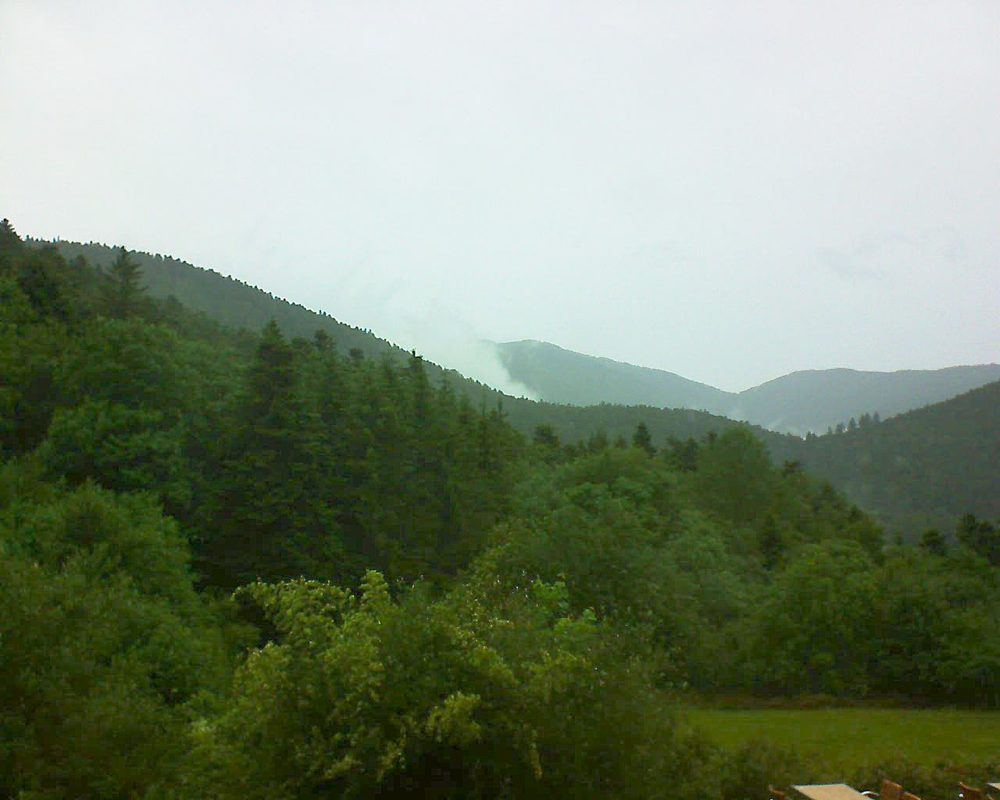 Le petit ballon vu depuis le Domaine Langmatt à Murbach le 10.06.2019 à 16:00 Le petit ballon (Alsace, Vosges) le 10.06.2019 à 16:00