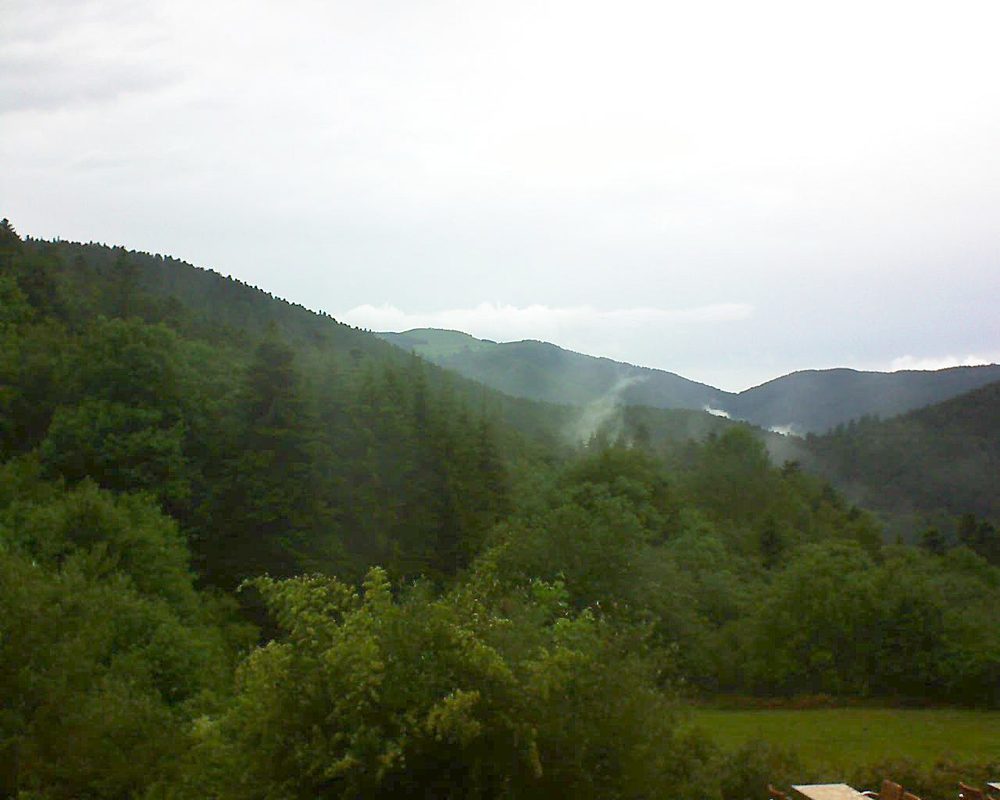Le petit ballon vu depuis le Domaine Langmatt à Murbach le 10.06.2019 à 17:45 Le petit ballon (Alsace, Vosges) le 10.06.2019 à 17:45