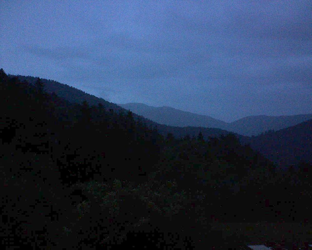 Le petit ballon vu depuis le Domaine Langmatt à Murbach le 10.06.2019 à 21:30 Le petit ballon (Alsace, Vosges) le 10.06.2019 à 21:30