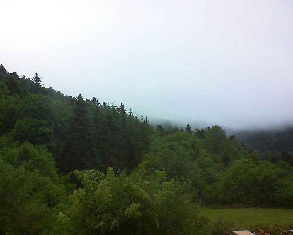 Le petit ballon vu depuis le Domaine Langmatt à Murbach le 11.06.2019 à 06:30 Le petit ballon (Alsace, Vosges) le 11.06.2019 à 06:30