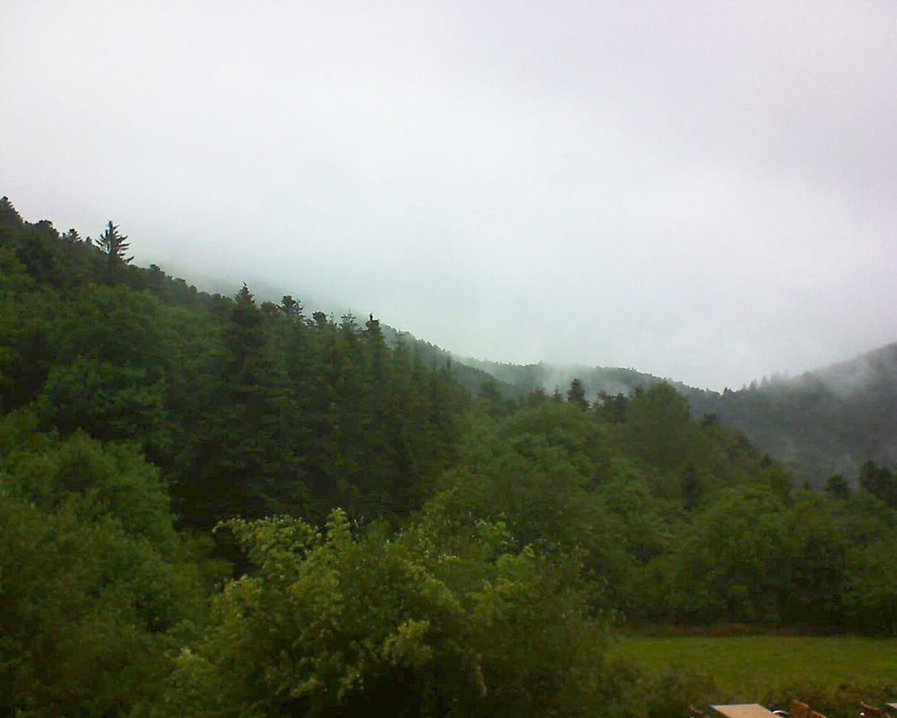 Le petit ballon vu depuis le Domaine Langmatt à Murbach le 11.06.2019 à 08:15 Le petit ballon (Alsace, Vosges) le 11.06.2019 à 08:15