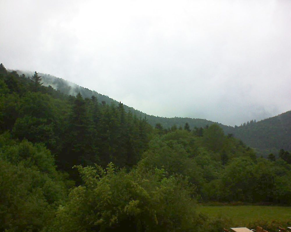 Le petit ballon vu depuis le Domaine Langmatt à Murbach le 11.06.2019 à 14:45 Le petit ballon (Alsace, Vosges) le 11.06.2019 à 14:45