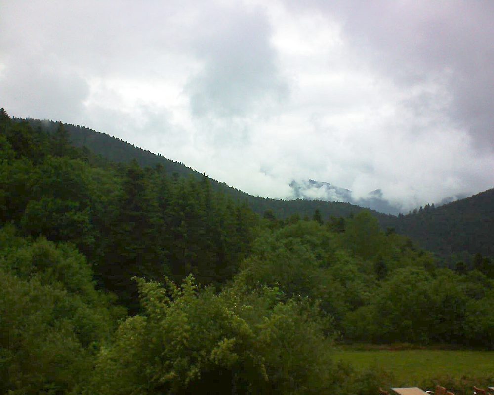 Le petit ballon vu depuis le Domaine Langmatt à Murbach le 11.06.2019 à 17:00 Le petit ballon (Alsace, Vosges) le 11.06.2019 à 17:00