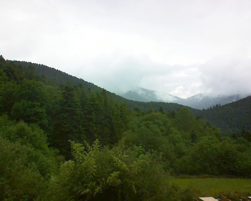 Le petit ballon vu depuis le Domaine Langmatt à Murbach le 11.06.2019 à 18:00 Le petit ballon (Alsace, Vosges) le 11.06.2019 à 18:00