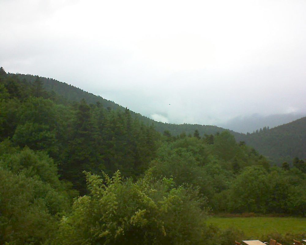 Le petit ballon vu depuis le Domaine Langmatt à Murbach le 11.06.2019 à 18:45 Le petit ballon (Alsace, Vosges) le 11.06.2019 à 18:45
