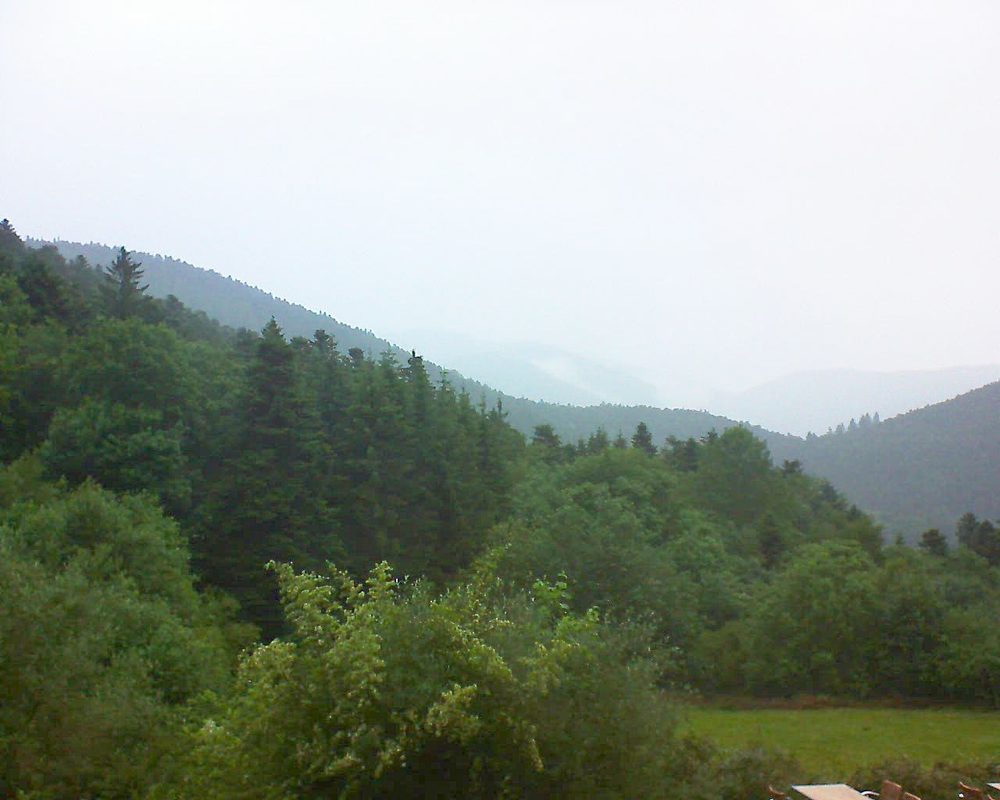 Le petit ballon vu depuis le Domaine Langmatt à Murbach le 12.06.2019 à 06:45 Le petit ballon (Alsace, Vosges) le 12.06.2019 à 06:45