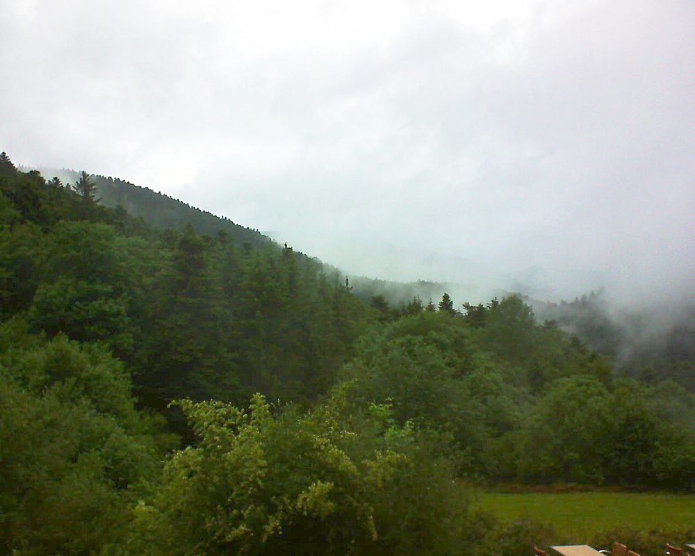 Le petit ballon vu depuis le Domaine Langmatt à Murbach le 12.06.2019 à 08:00 Le petit ballon (Alsace, Vosges) le 12.06.2019 à 08:00