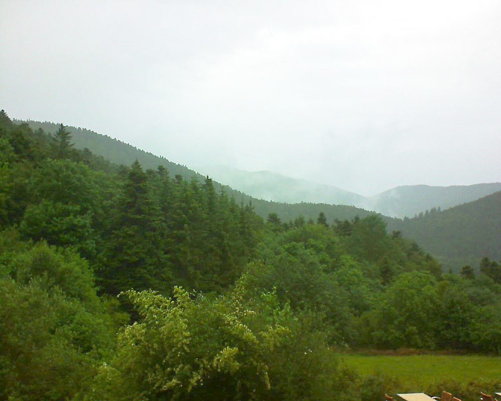 Le petit ballon vu depuis le Domaine Langmatt à Murbach le 12.06.2019 à 08:30 Le petit ballon (Alsace, Vosges) le 12.06.2019 à 08:30