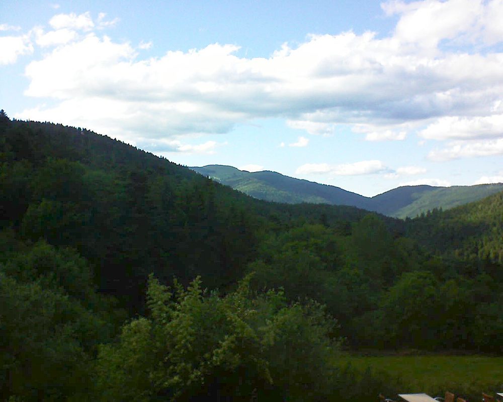 Le petit ballon vu depuis le Domaine Langmatt à Murbach le 12.06.2019 à 18:30 Le petit ballon (Alsace, Vosges) le 12.06.2019 à 18:30