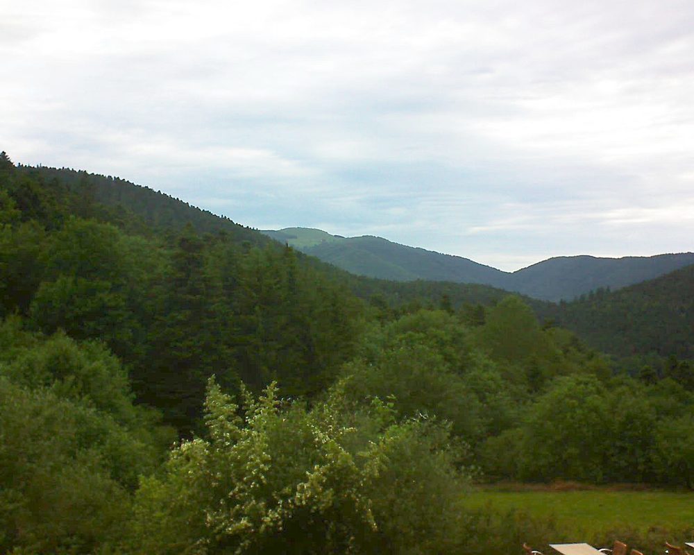 Le petit ballon vu depuis le Domaine Langmatt à Murbach le 14.06.2019 à 07:45 Le petit ballon (Alsace, Vosges) le 14.06.2019 à 07:45