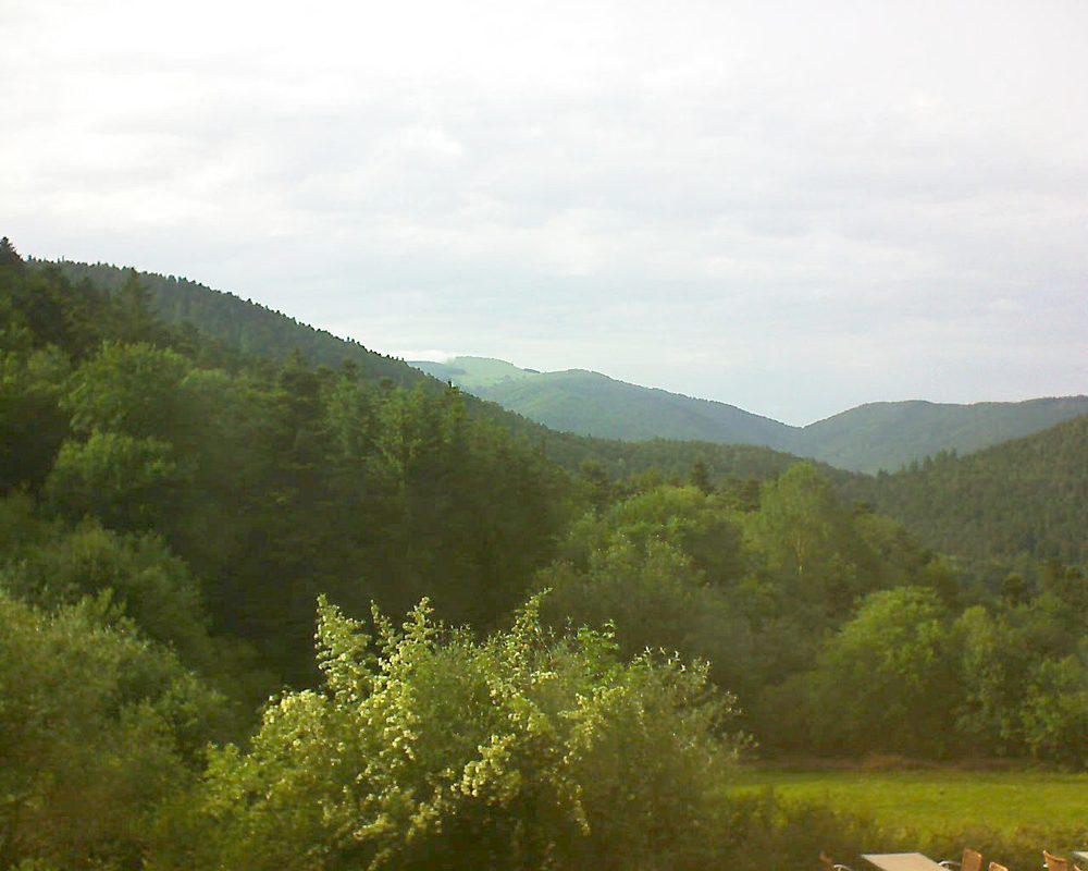Le petit ballon vu depuis le Domaine Langmatt à Murbach le 14.06.2019 à 18:30 Le petit ballon (Alsace, Vosges) le 14.06.2019 à 18:30