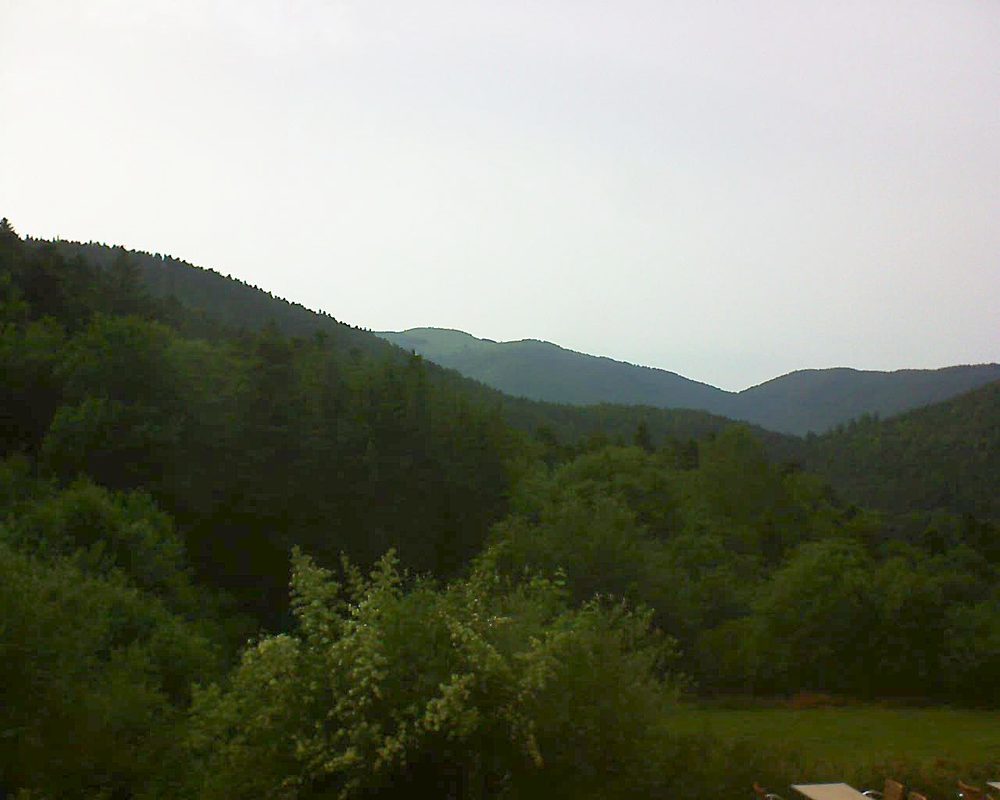 Le petit ballon vu depuis le Domaine Langmatt à Murbach le 14.06.2019 à 19:30 Le petit ballon (Alsace, Vosges) le 14.06.2019 à 19:30