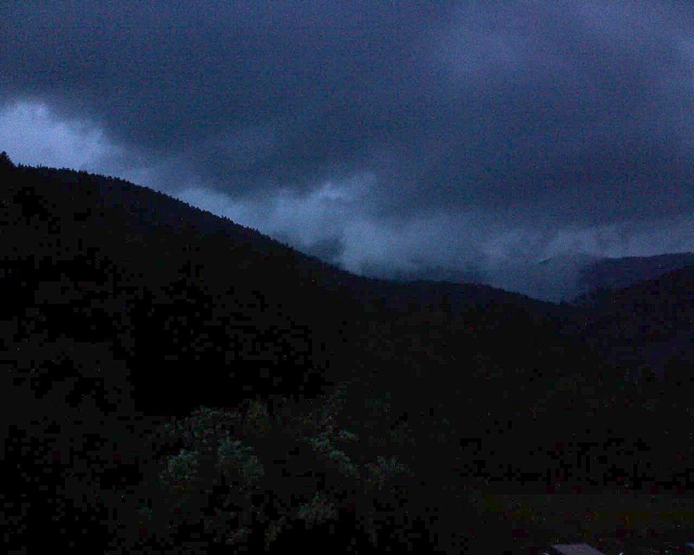 Le petit ballon vu depuis le Domaine Langmatt à Murbach le 16.06.2019 à 05:15 Le petit ballon (Alsace, Vosges) le 16.06.2019 à 05:15