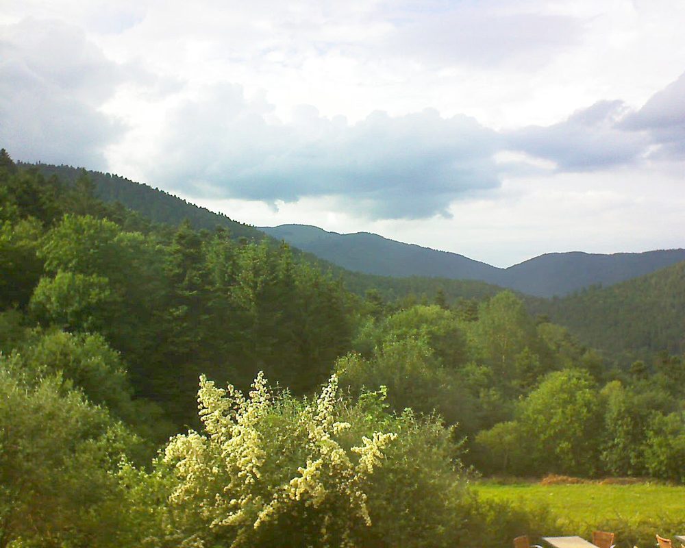 Le petit ballon vu depuis le Domaine Langmatt à Murbach le 21.06.2019 à 18:00 Le petit ballon (Alsace, Vosges) le 21.06.2019 à 18:00