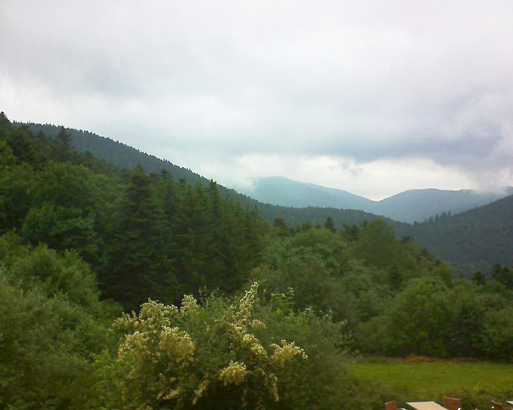 Le petit ballon vu depuis le Domaine Langmatt à Murbach le 22.06.2019 à 12:15 Le petit ballon (Alsace, Vosges) le 22.06.2019 à 12:15