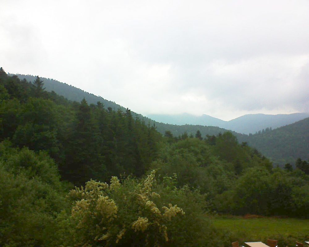 Le petit ballon vu depuis le Domaine Langmatt à Murbach le 22.06.2019 à 13:00 Le petit ballon (Alsace, Vosges) le 22.06.2019 à 13:00